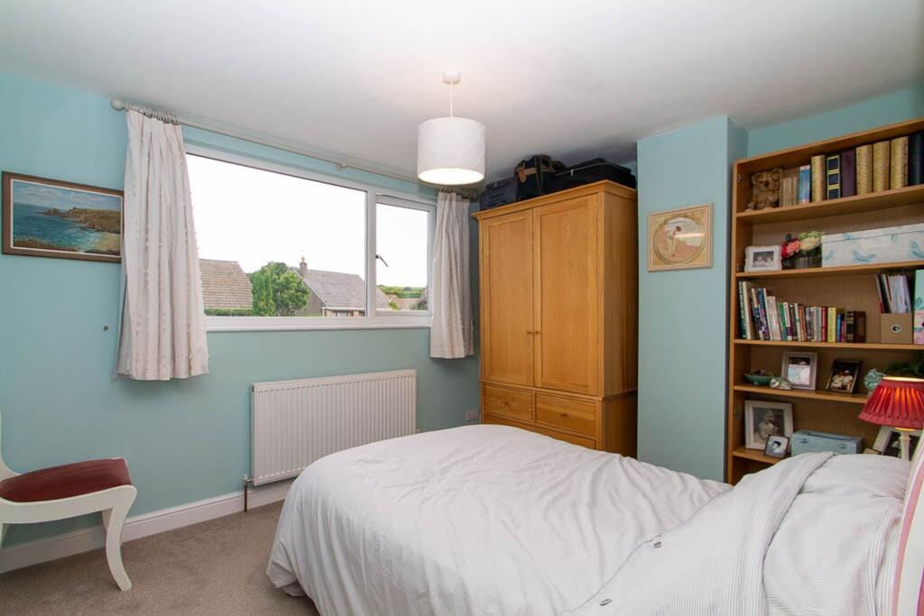 4 Bedrooms