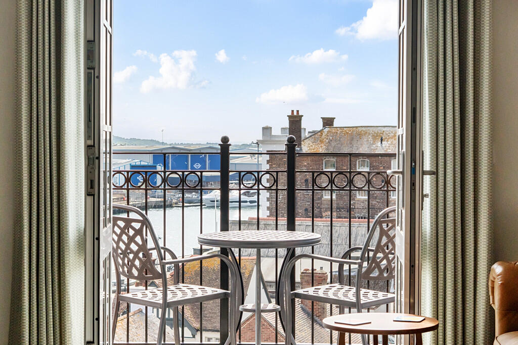 7-681b7aea54121-1...