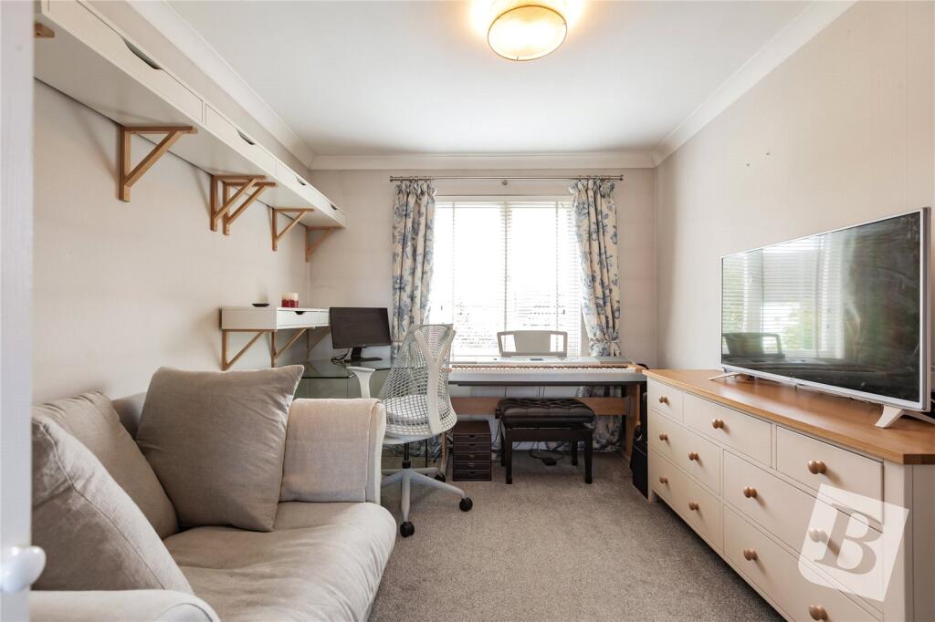 Bedroom/Study