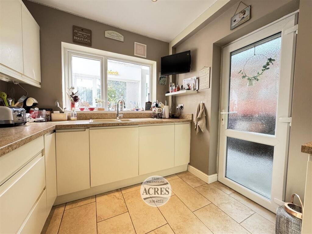 IMG_5747 (Large).jpg