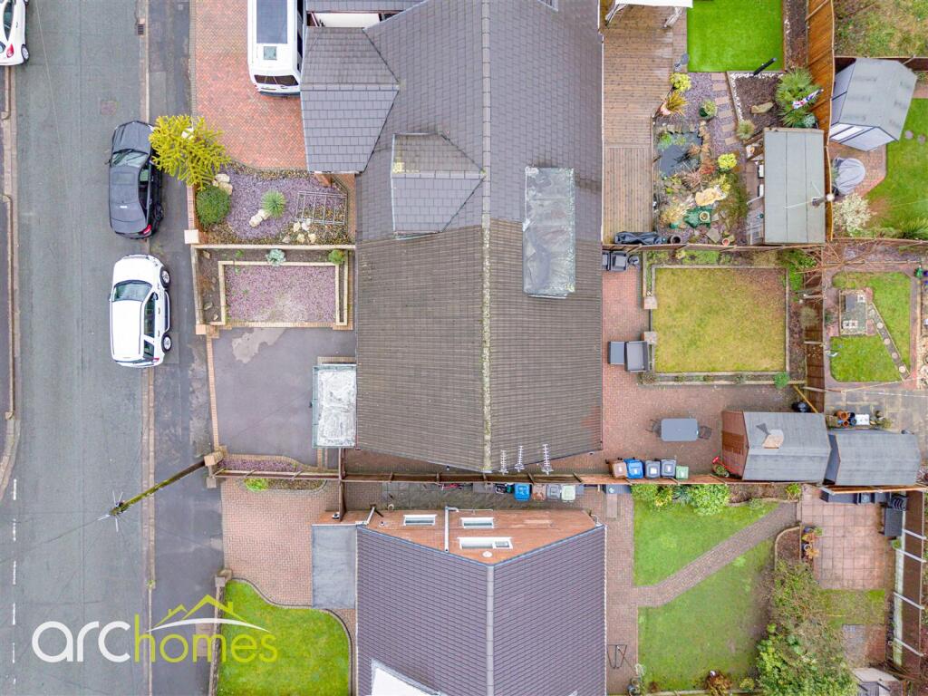 dji_fly_20251217_114046_0071_1765973660950_photo.J