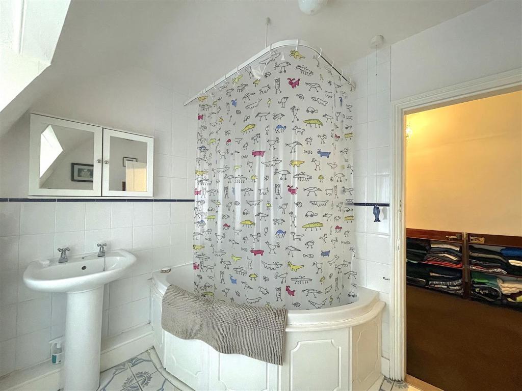 En-Suite (1).jpeg