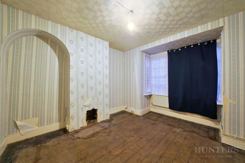 124, Lordship Lane London,  - qoFVn4xwTe99q5b5LZyc