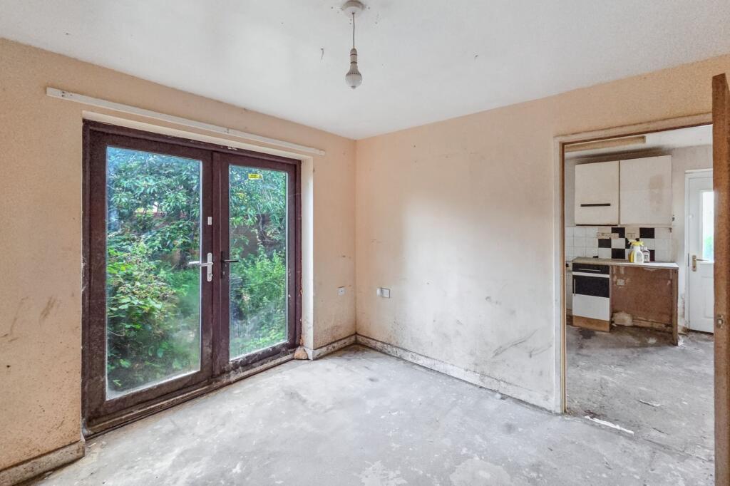 2 Irvine Close, Bispham, Blackpool, Lancashire, FY2 0XZ