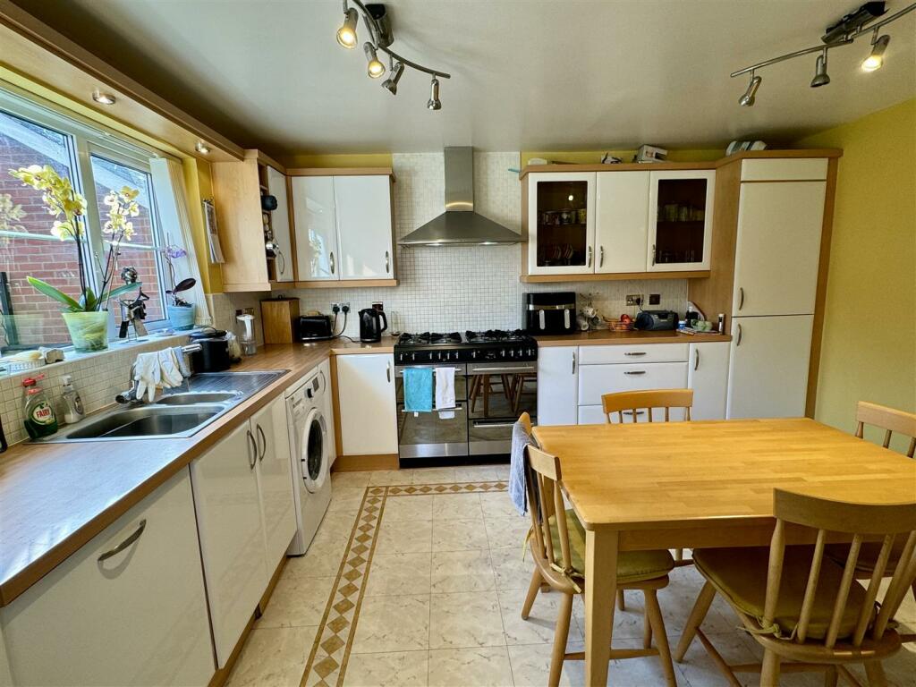 Kitchen Breakfast Room