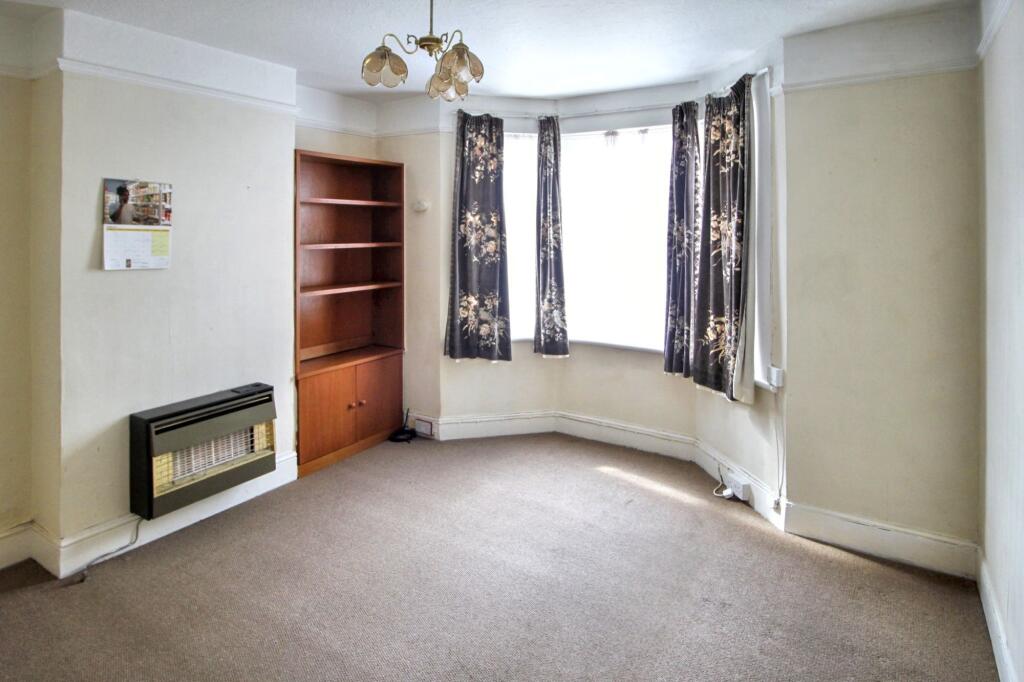 12 Hectorage Road, Tonbridge, Kent TN9 2DP