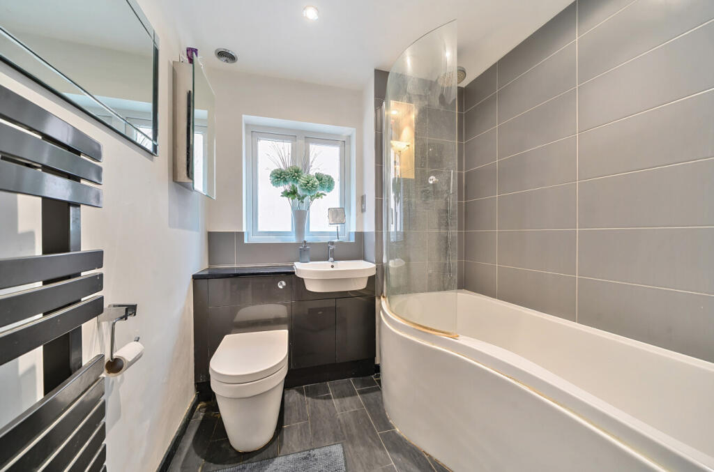 1305600-14-684955...