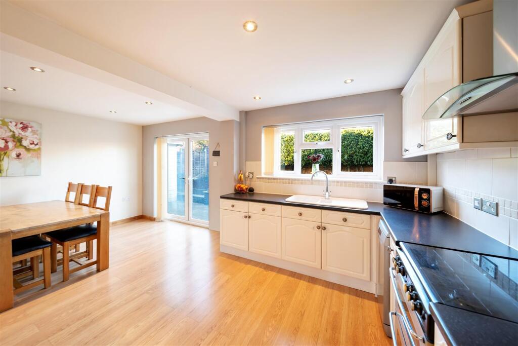 The Chestnuts-27.jpg