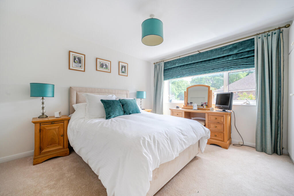 1321011-18-6867c0...