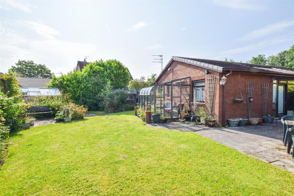 Constables - 2 Glendale Grove-15.jpg