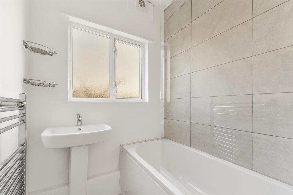 THE HOMEFIELD (11).jpg