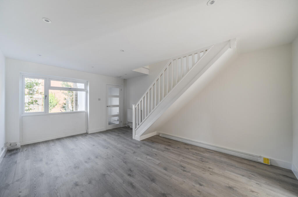 1354985-7-68c7d51...