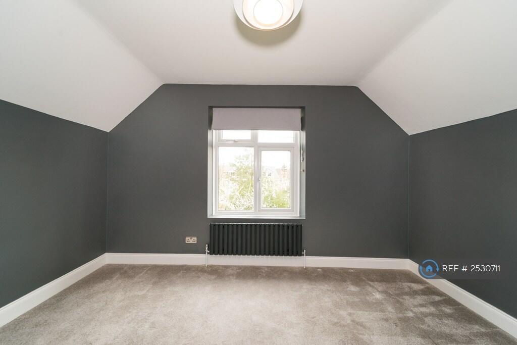Double Bedroom 2