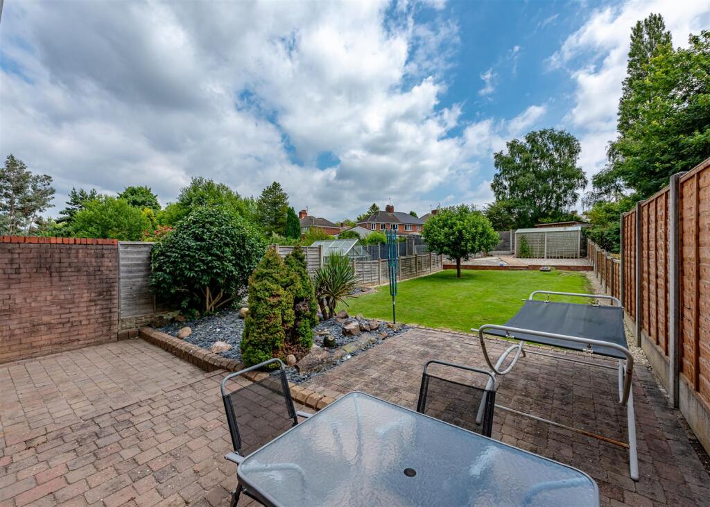 237 Warstones Road-garden2.jpg