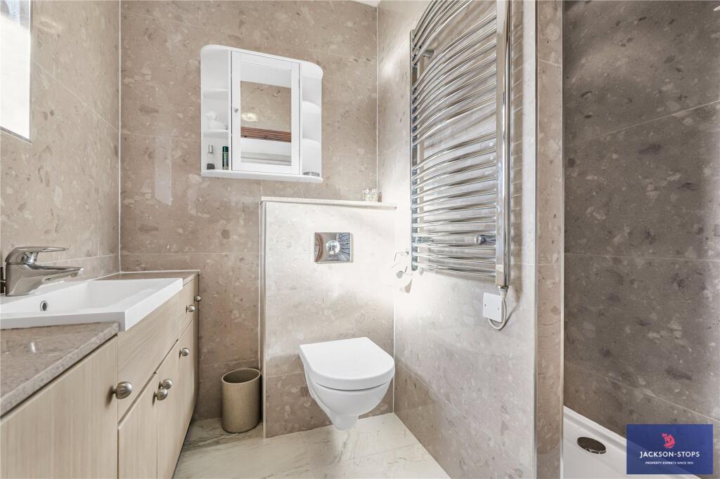 Ensuite To Bedroom 1