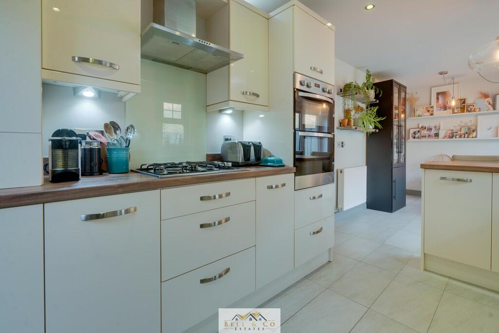Kitchen Diner  4