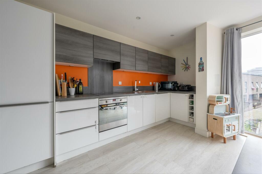 Craig House E17