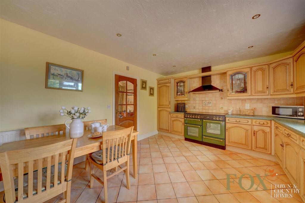 Valley Views (42).jpg