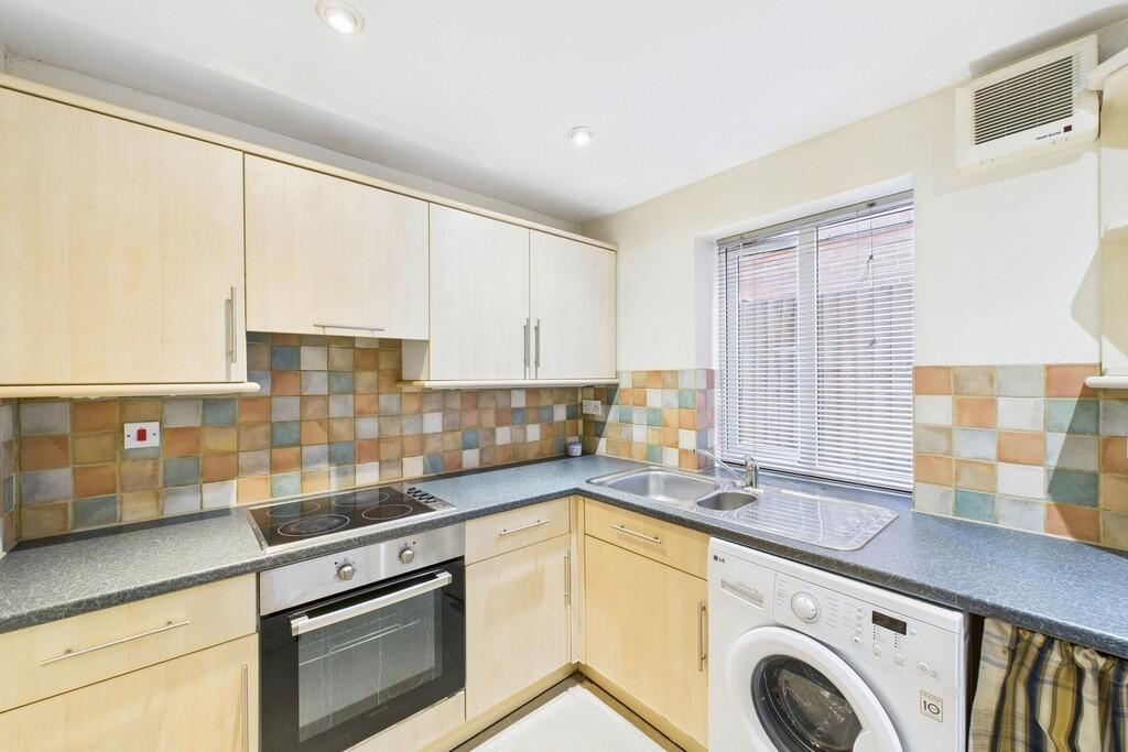 CAM03416G0-PR0072...