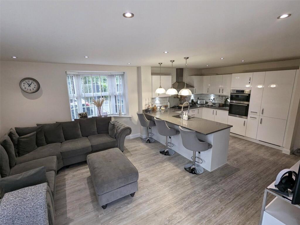 Kitchen/Family Room