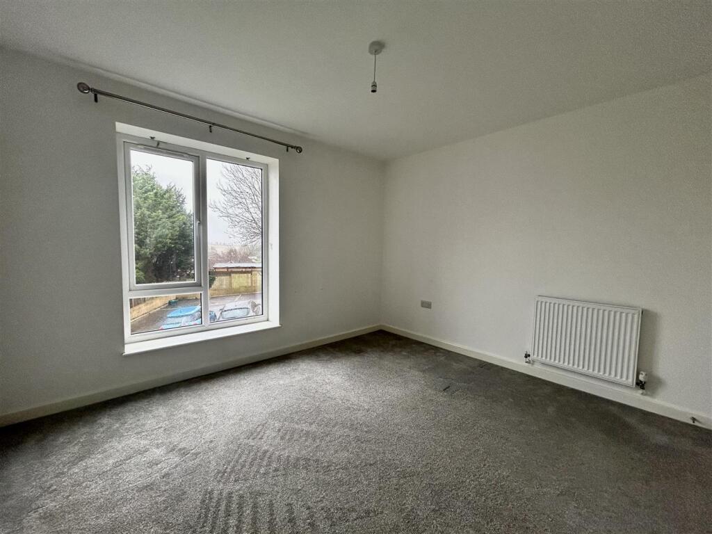 Bedroom 2.jpeg