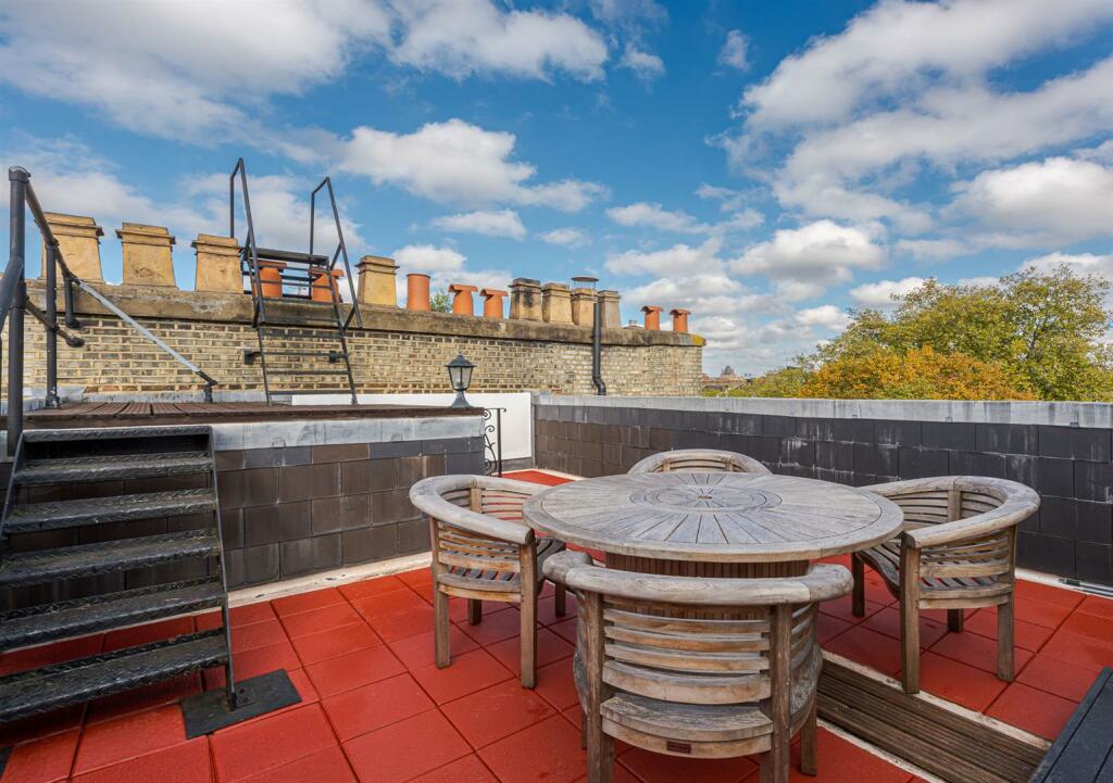 Onslow Gardens 11_78-2-2. Low Res.jpg