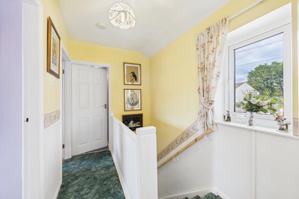 CAM03162G0-PR0303-STILL005