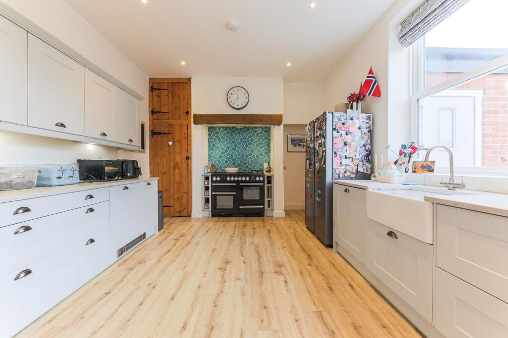 Kitchen Dining room.jpg
