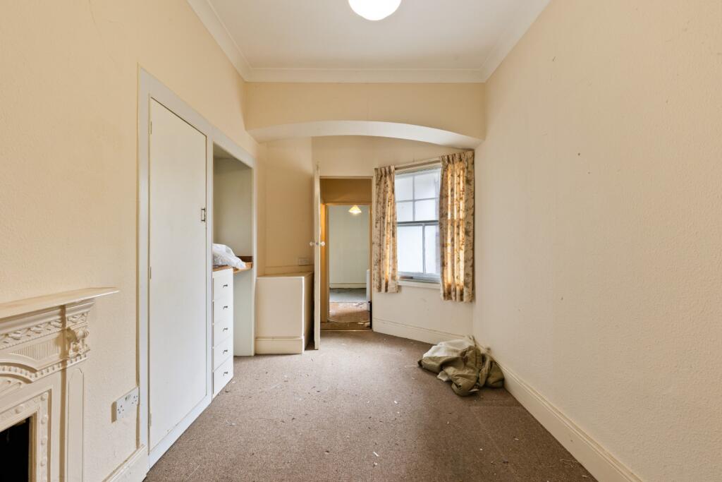 18  Large  T202510141745.jpg