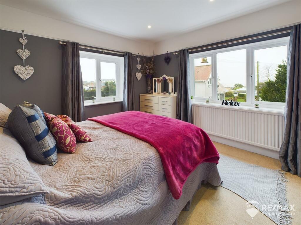 Bedroom 4.jpg