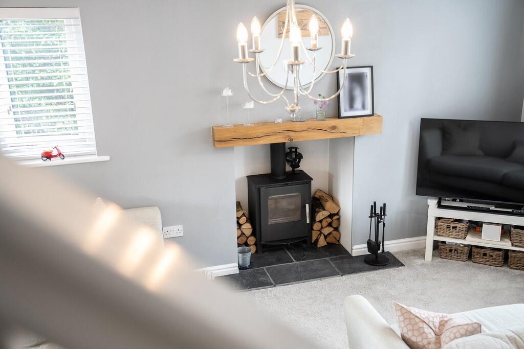 Living Room/Loung...