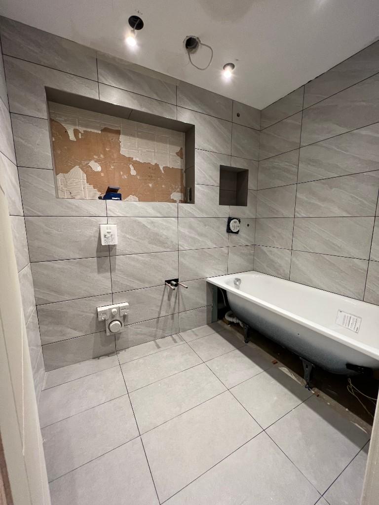 Bathroom & Toilet