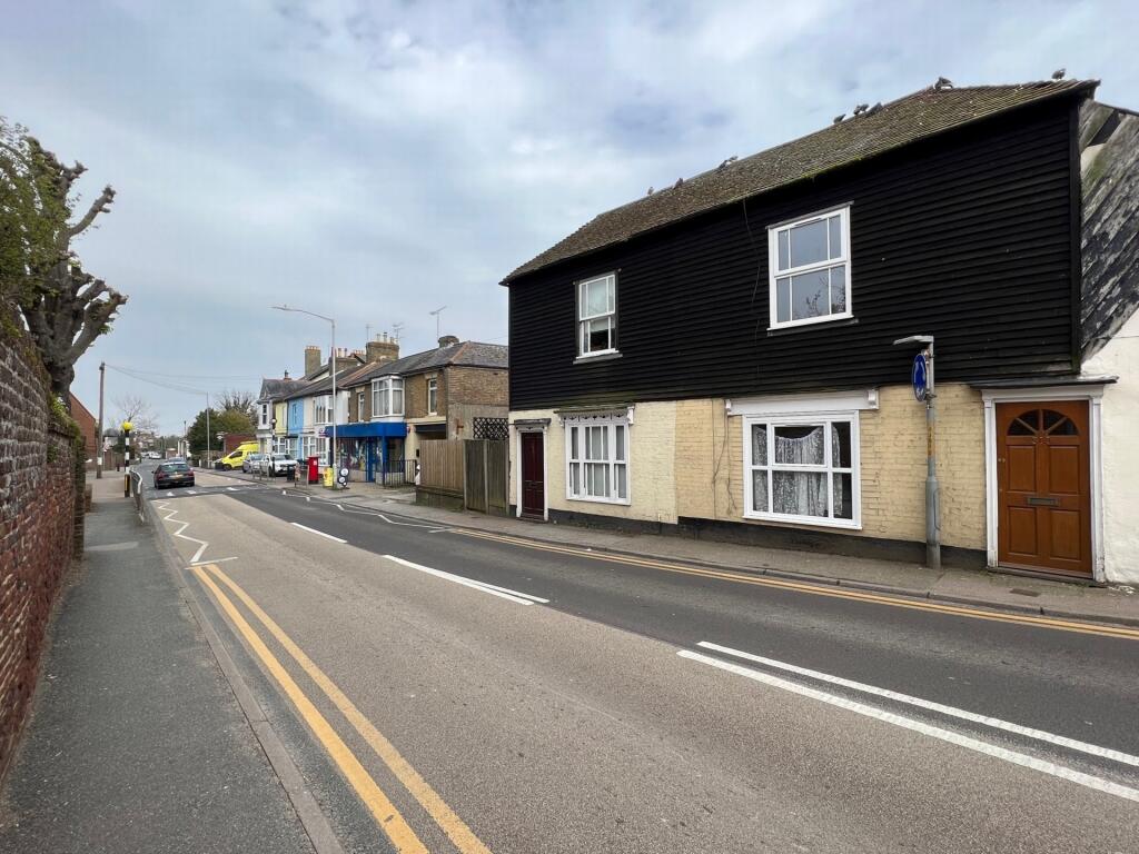 London Road, Deal, CT14