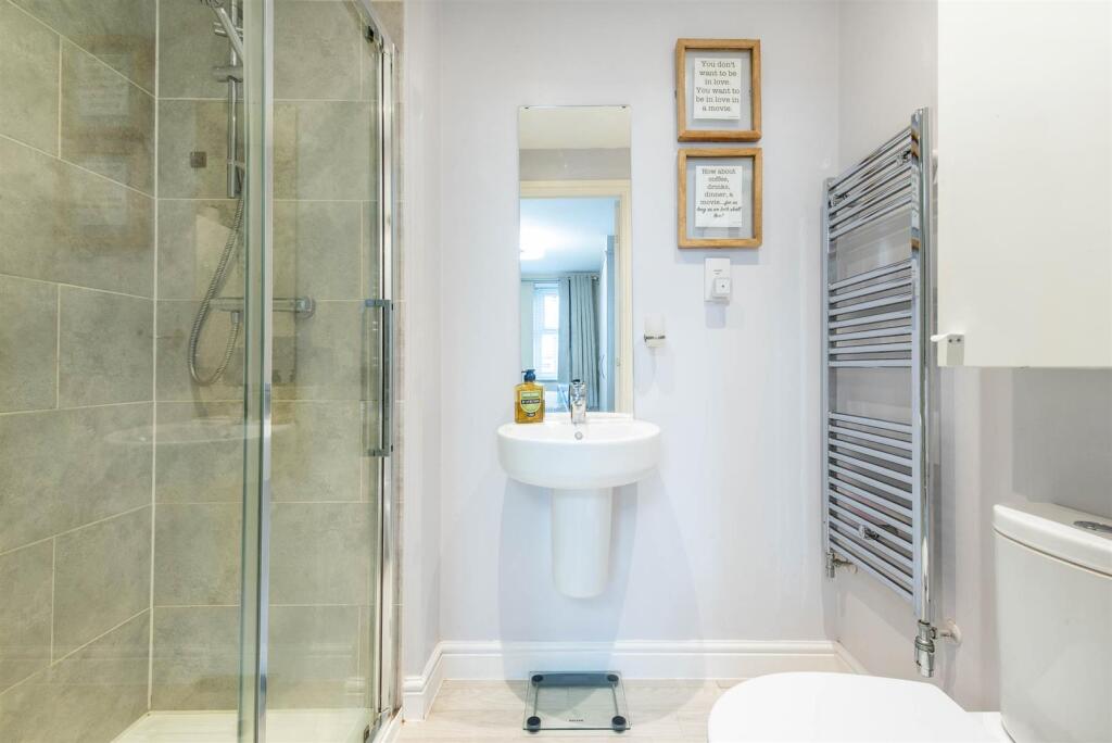 Ensuite