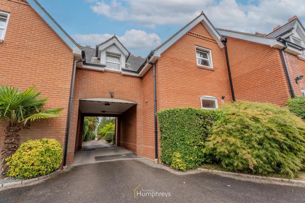 NEW Rydal Mews-5.jpg