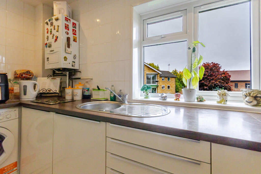 Kitchen 4