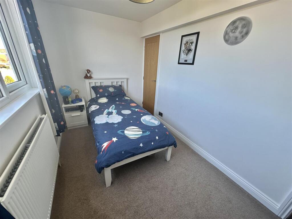 Bramleys Estate Agents - Meadow Drive - Liversedge