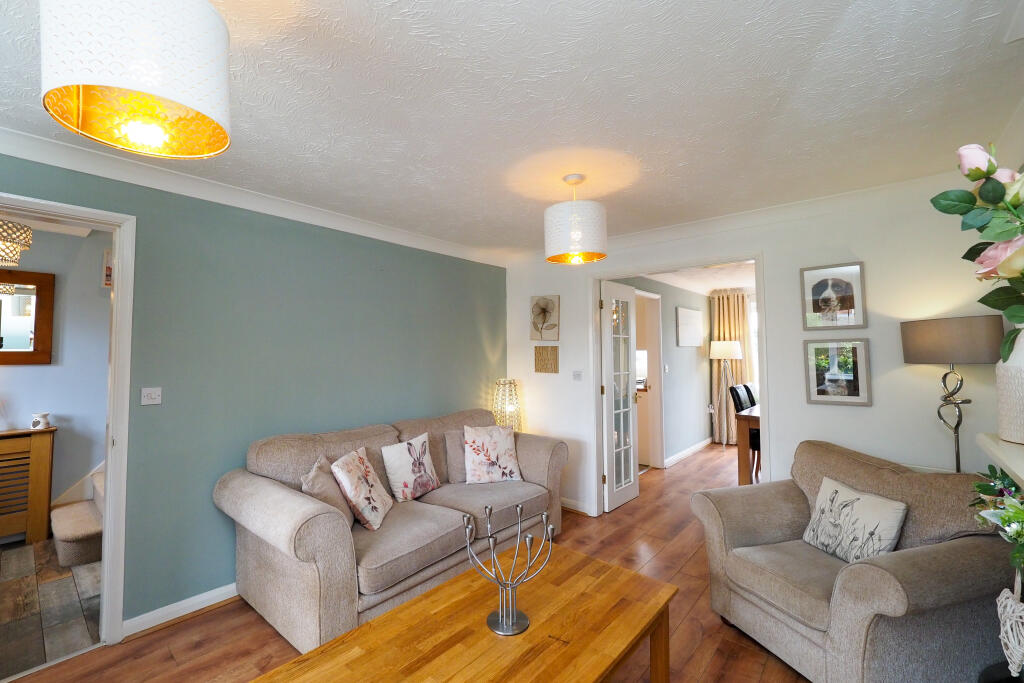 Cosy yet spacious living room