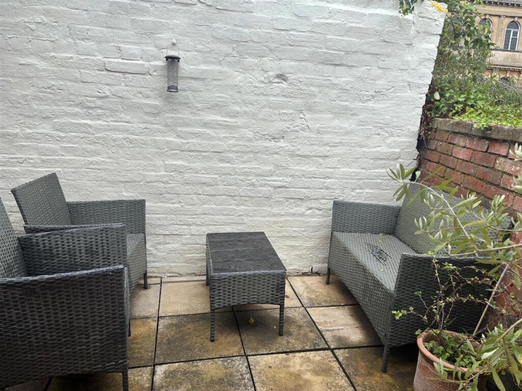 Garden 3.jpg