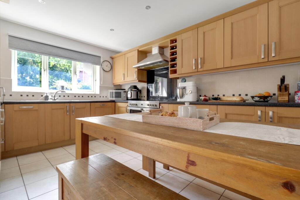 10- Rob Hammond EweMove Pontefract