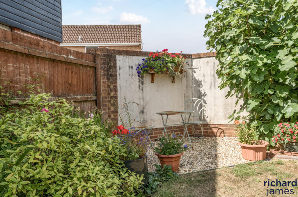 c385938e98a148e0aac881973df97d45