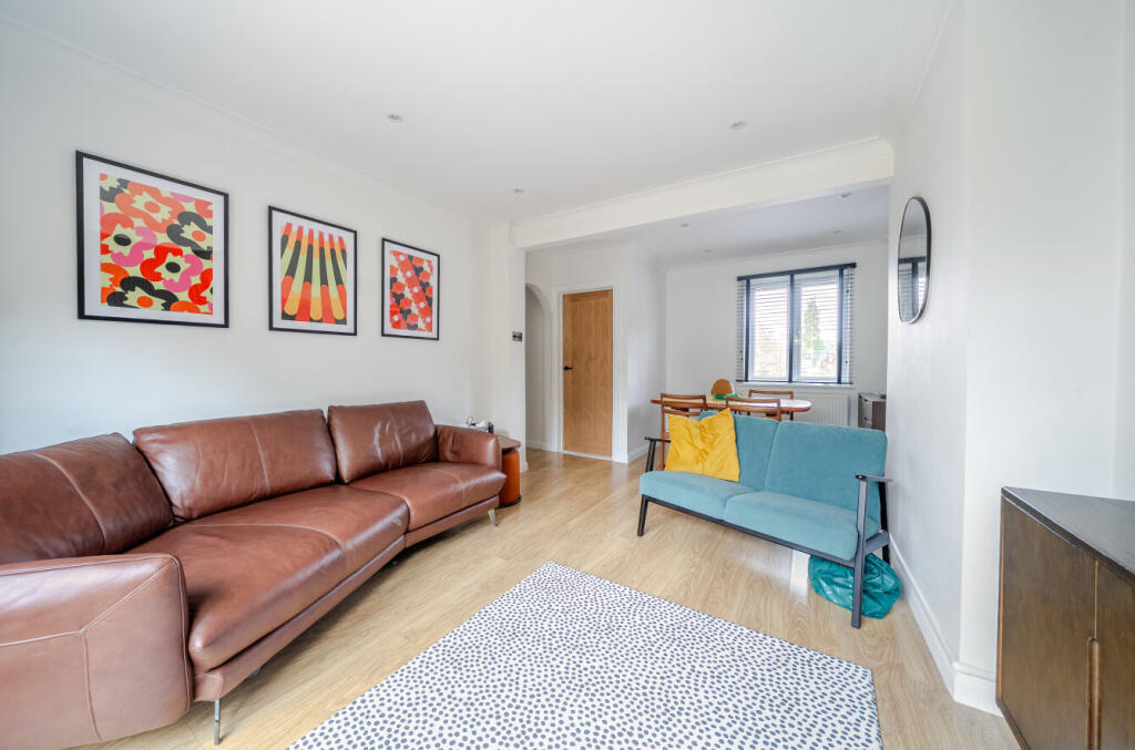 1382654-30-691dbd...