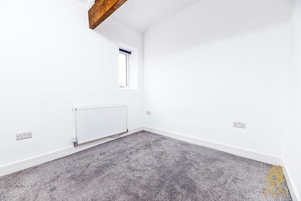 Flat 5, 23 High Street. Long Eaton PDM