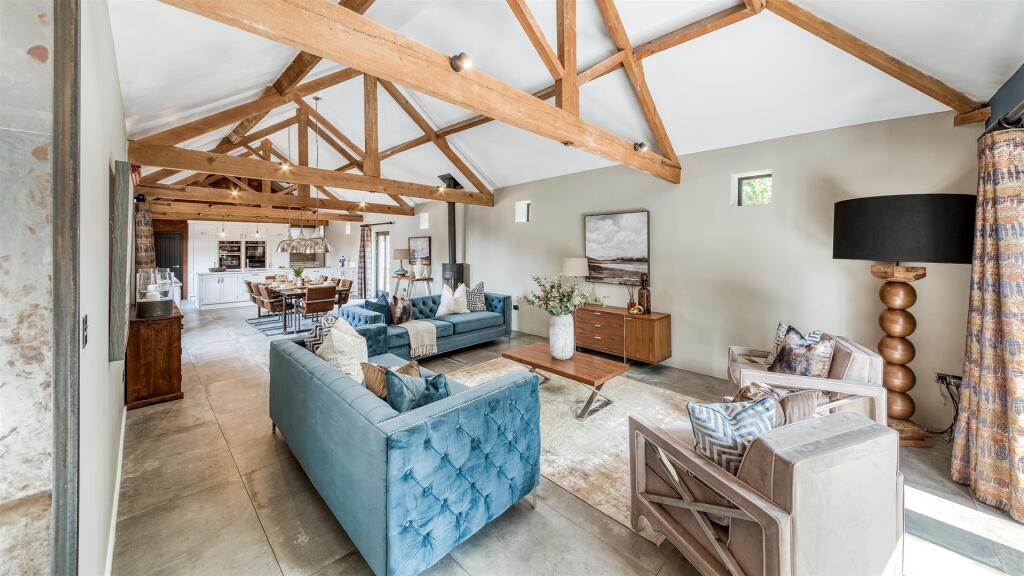 Living Lounge/Dining Room/Kitchen