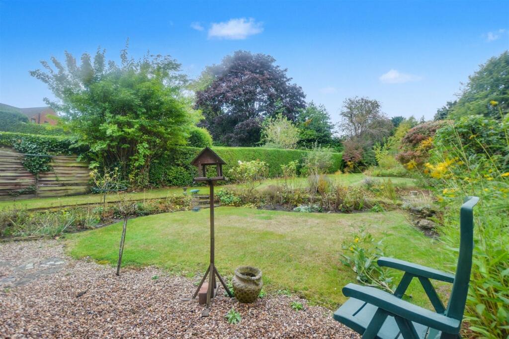 Garden_2.jpeg