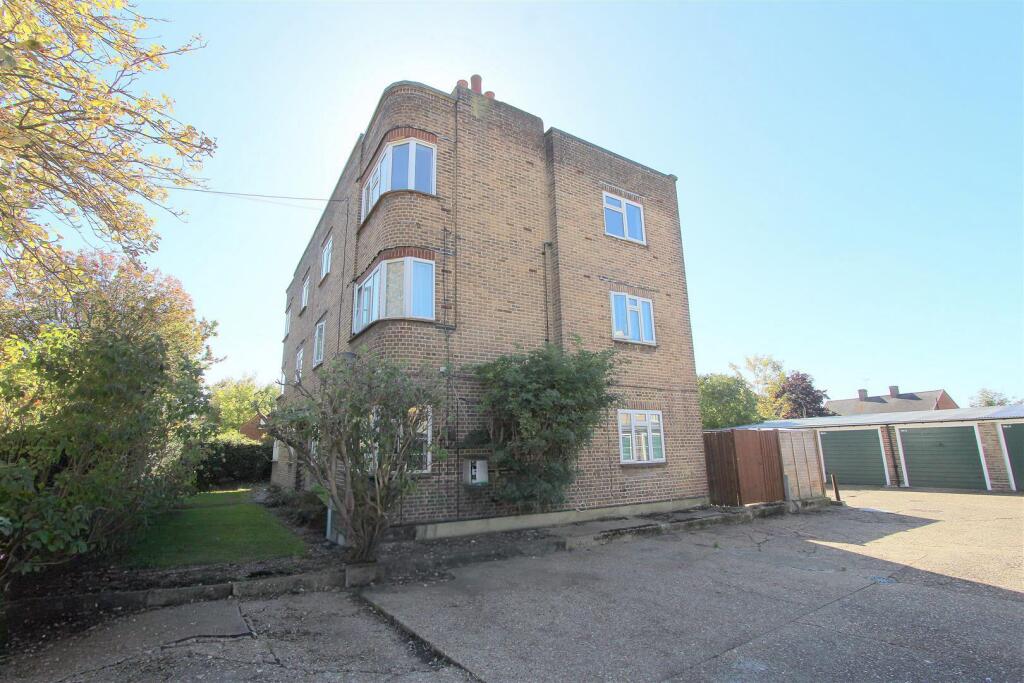 uZ9DVRH7bUq485m5V8v49w (1).jpg