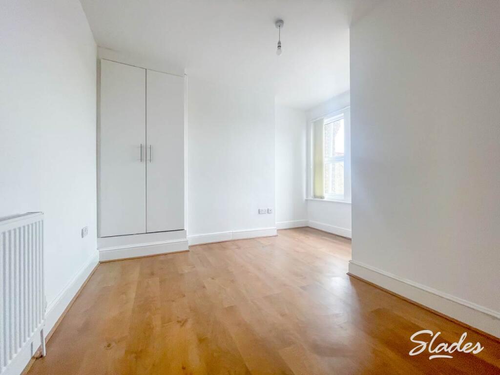 45 sbg third bedroom