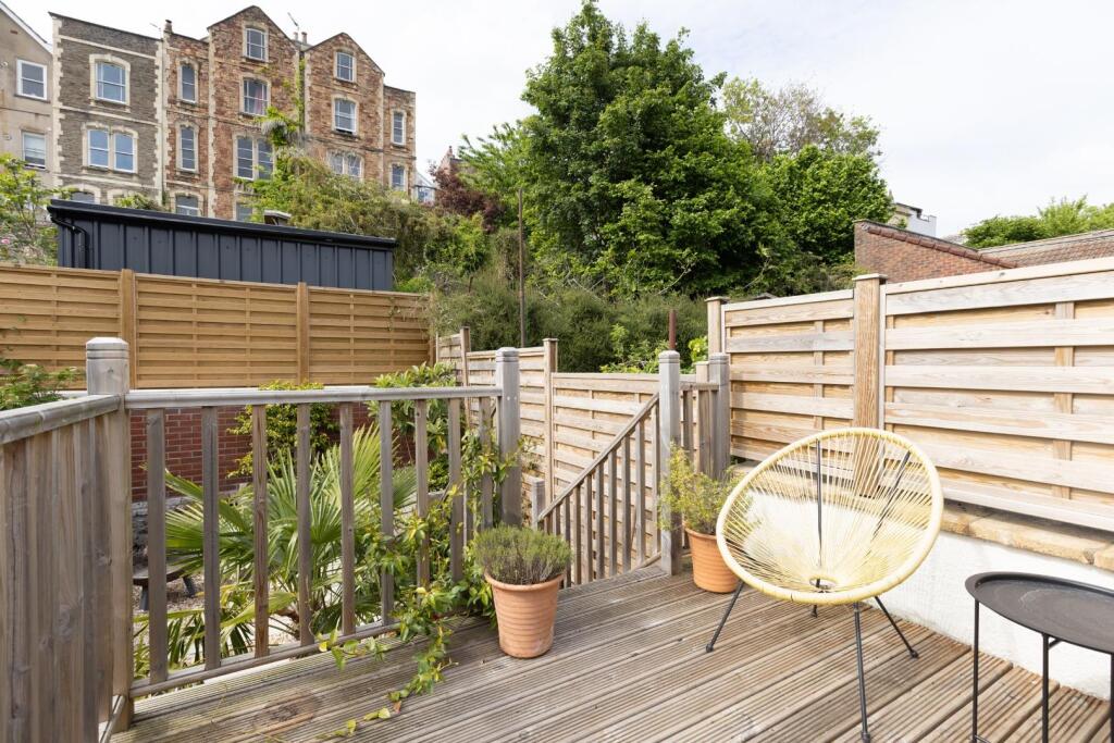 99 Lower Cheltenham Place-39.jpg