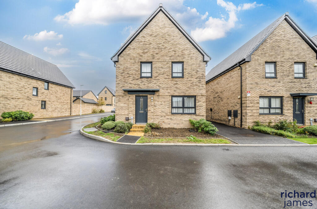 82319c0dd6314c8b9287e4a23095819a