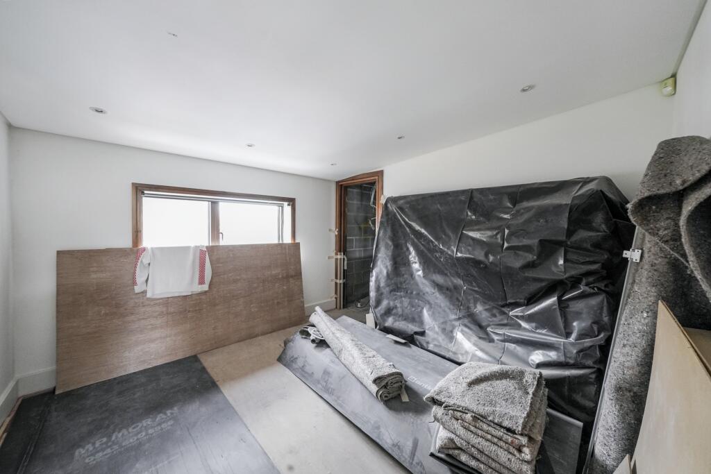 3 Collection Place, 96 Boundary Road, St Johns Wood, London NW8 0RH